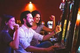 mcw app download apk